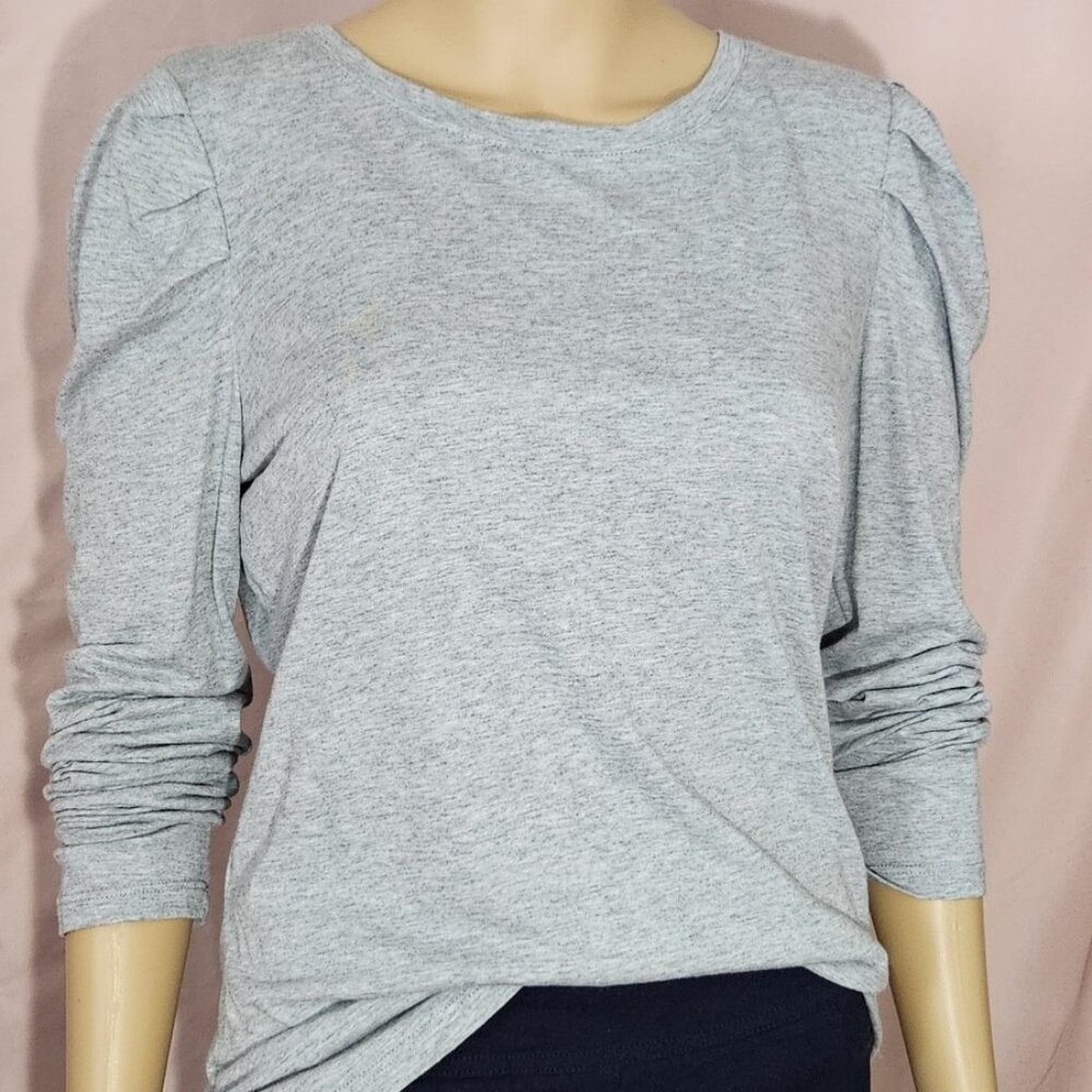 Chelsea & Theodore Long Puff Sleeve Tee